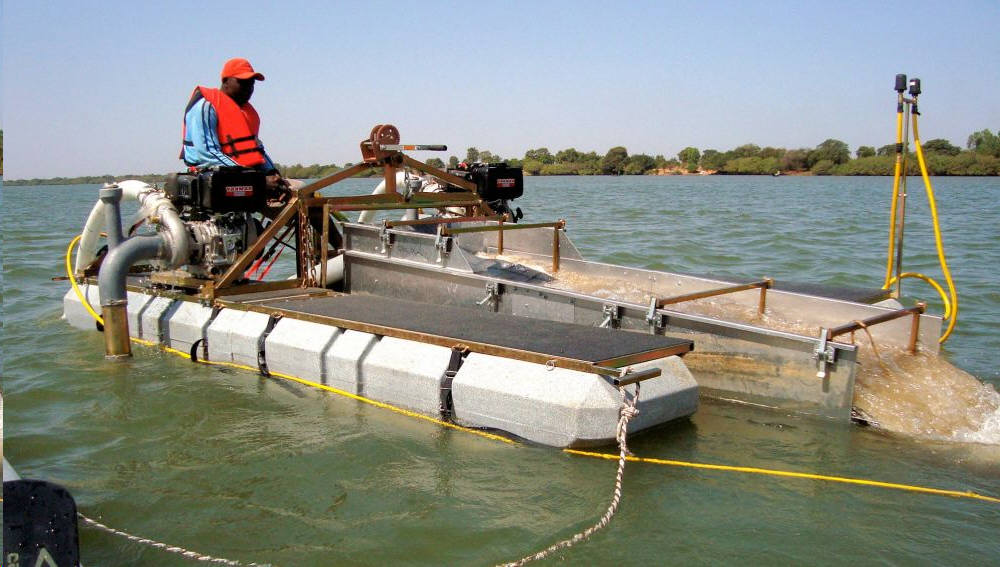 6220D 6-inch Twin 10 HP Yanmar Diesel Heavy Duty Dredge