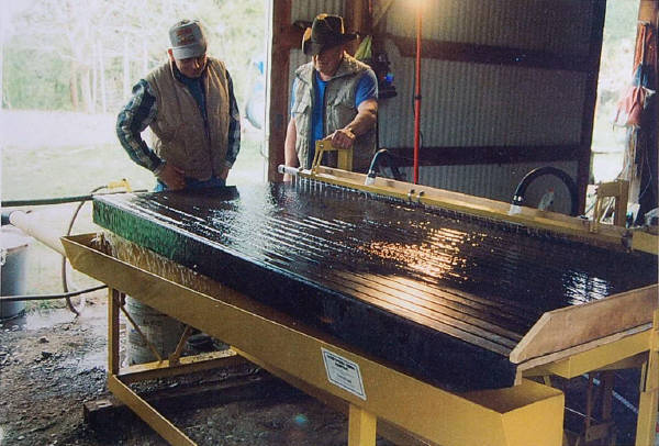 4 feet x 8 feet Concentrating Table by Silver Springs Mining Equipment